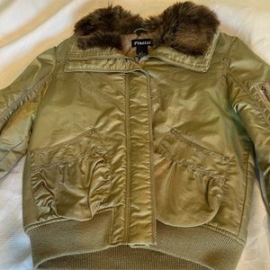 Green bomber jacket with fur on top